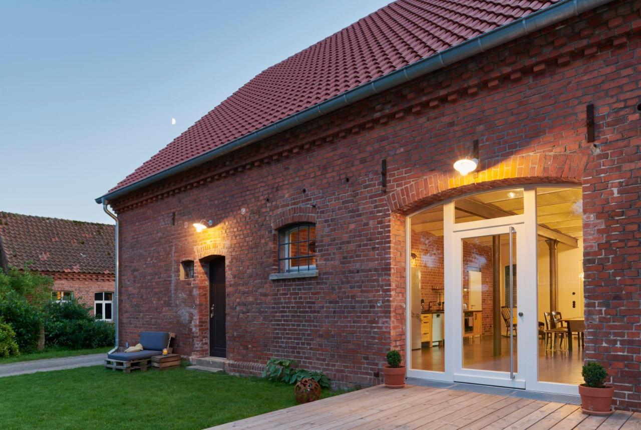 Re~Barn - Modern Country Stay Essel Exterior photo